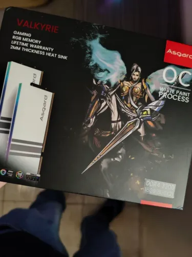 Memórias Asgard RGB 3200 MHz 8x2 ( 16gb )