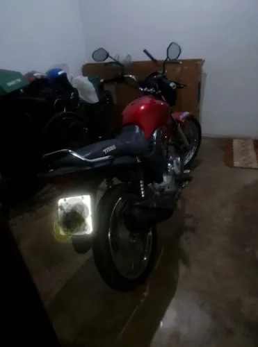 Vendo cg 150 2012