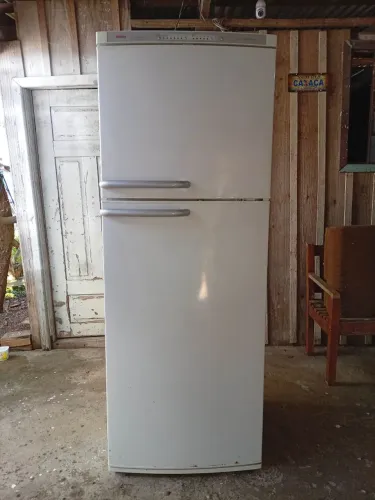 Geladeira duplex 440 litros 127v funcionando perfeitamente 