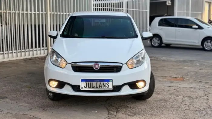 Fiat Grand Siena Attrac. 1.4 EVO F.flex 8V 2016