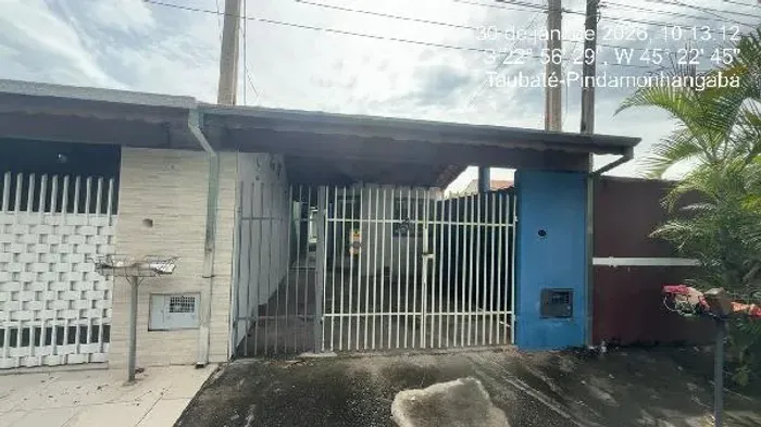 Imóvel com bom aproveitamento Casa no Jardim Regina (moreira Cesar), Pindamonhangaba - SP