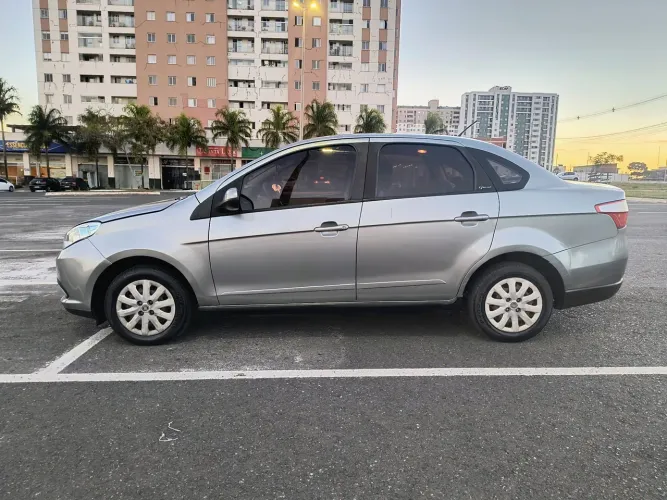 Fiat Grand Siena Attrac. 1.4 EVO F.flex 8V 2013