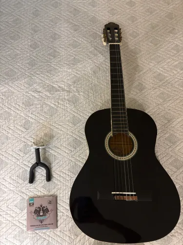 Violão + suporte de parede + corda extras 