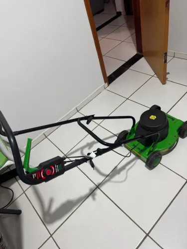 Cortador de Grama Elétrico Trapp 110V