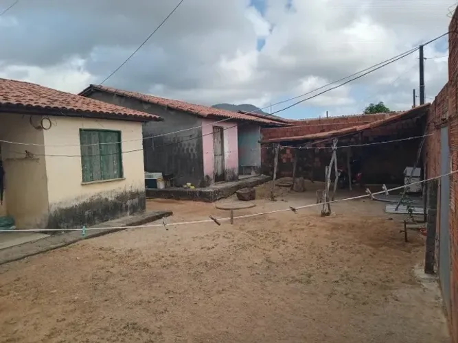 Vende-se Duas casas no mesmo terreno em Novo Maranguape
