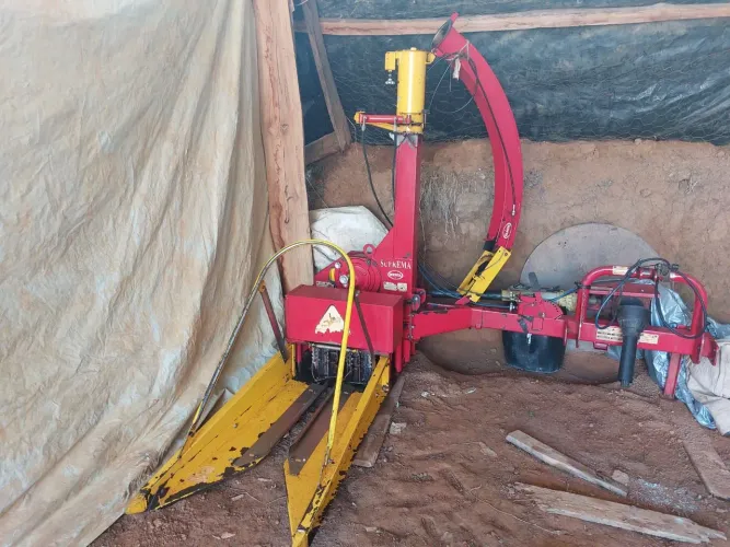 Ensiladeira Menta Suprema