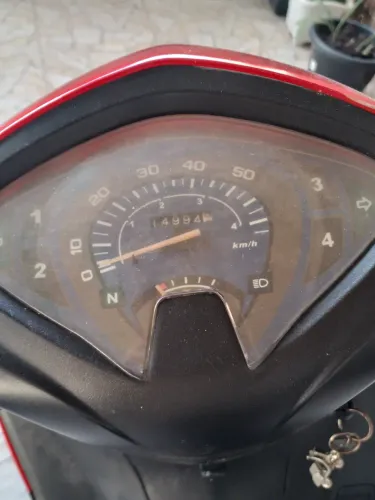 Shineray 50cc em ótimo estado quase não ando.