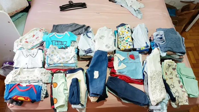 Lote Bebê Menino RN P M G- 150 Peças + ninho com travesseiro (Ótimo Estado)