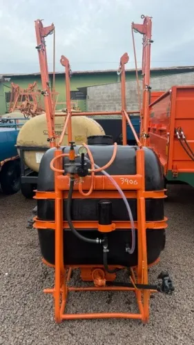Pulverizador Jacto PJ 600 10 mts Barras 