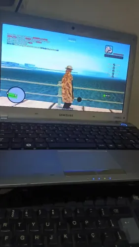 Notebook Samsung i3