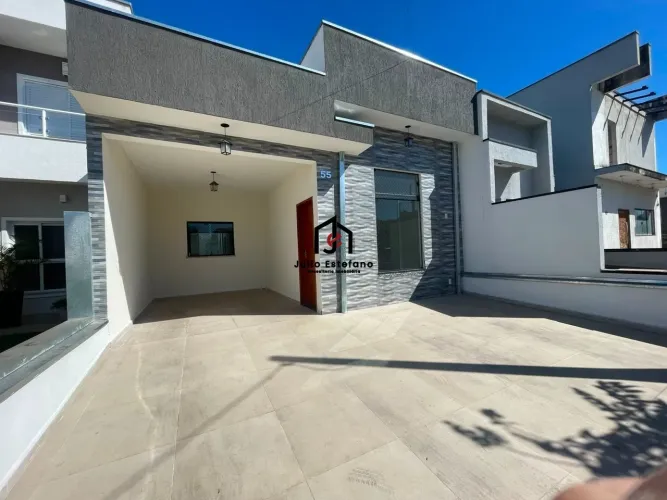 Casa com 3 dormitórios sendo 1 suíte no Residencial Laguna em Pindamonhangaba