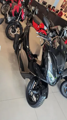 Vendo ou troco por carro com baixo km 4 porta completo + volta dependendo...