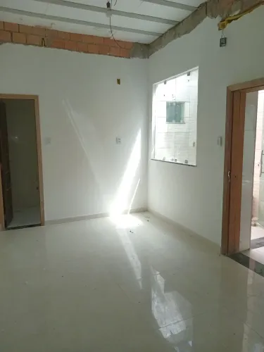 URGENTE, CJ. ALACID NUNES, VENDO EXC. CASA 3/4 S/ 2 SUÍTES, AL. DIONISIO BENTES