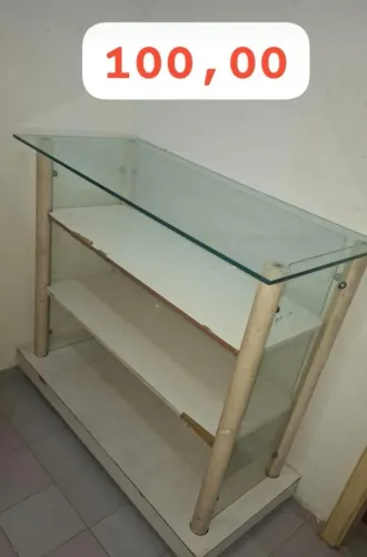 Balcão expositor de vidro