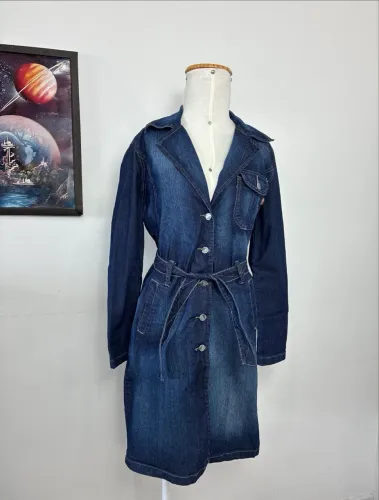 sobretudo jeans bivik feminino m sem sinais de uso