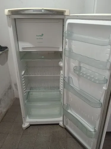 Geladeira consul