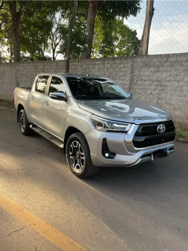 Toyota Hilux CD SR 4X4 2.8 TDI Diesel Aut. 2018