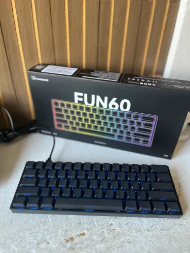 Teclado Magnético com Fio