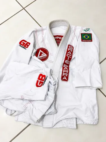 Kimono Gracie Barra