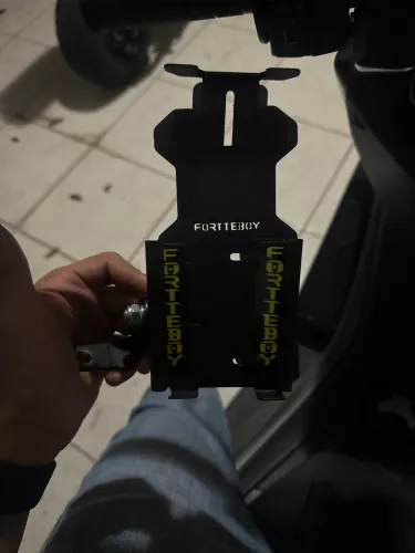 Suporte para moto anti furto