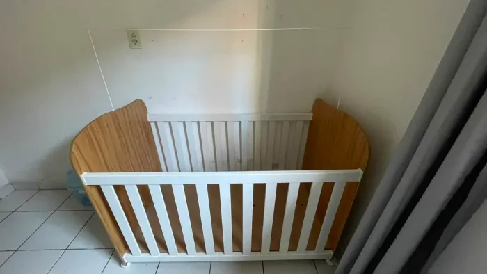 Berço Semi Novo