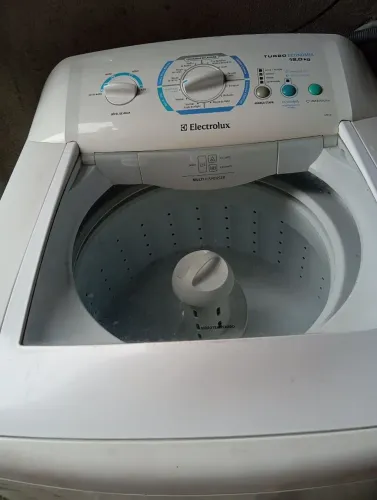 Vendo Eletrolux 12kg nova