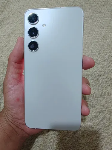 S24 plus 5G 256gb 12gb ram tela 6.7 R$2400