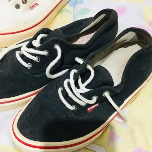 Vendo dois tênis redley número 38