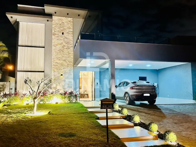 Casa á venda com 4 Quartos, 285m Portal do Sol Golfe Green