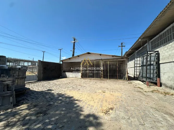 Galpão para alugar, 181 m² por R$ 5.500/mês - Candelária - Natal/RN