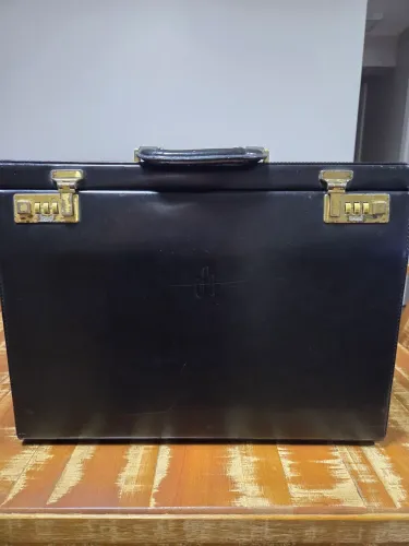 Maleta executiva de couro Datelli