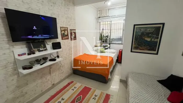 APARTAMENTO CONJUGADO NO BAIRRO DE COPACABANA