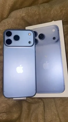 iPhone 18 pro max glacial