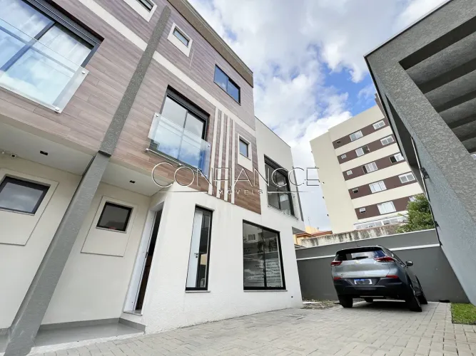 Casa com 4 quartos em condomínio fechado a venda no Portão, Curitiba - PR | Confiancce Imó