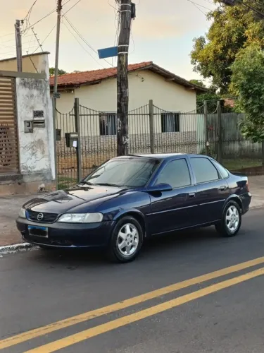 Chevrolet Vectra CD 2.2 16V / 2.0 16V Mec./aut. 1998