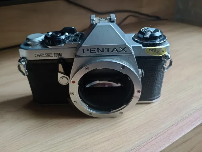 Máquina fotográfica pentax ME super