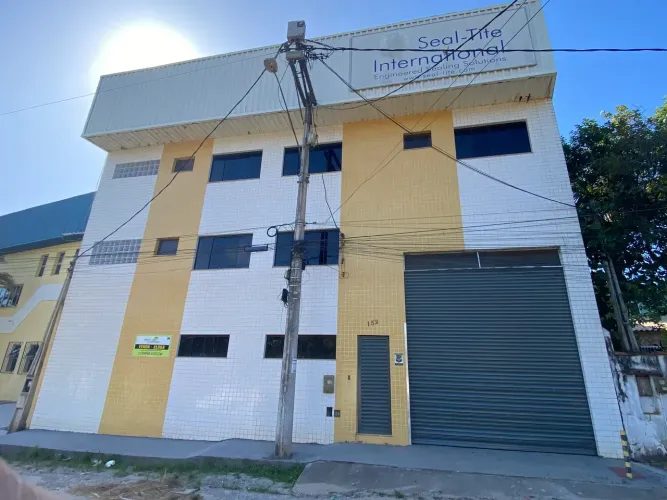 Prédio/Edifício inteiro para aluguel possui 600 metros quadrados com 2 quartos