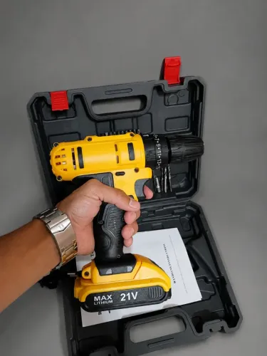  Kit Parafusadeira 21V + Bateria + Maleta por Apenas R$ 149,00