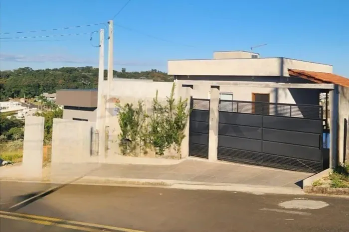Casa no Residencial Monte Belo em Águas de Lindóia SP