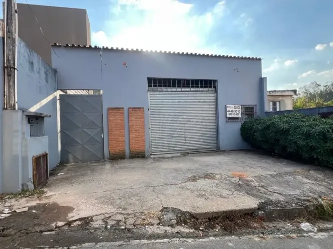 SALÃO PARA VENDA OU LOCAÇÃO!