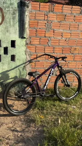 Vendo absolute nero 5 em perfeito estado 