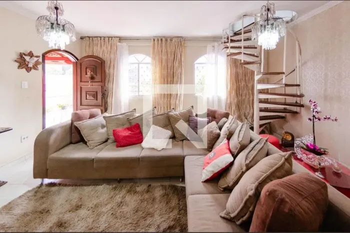 Casa à Venda - Coração Eucarístico, 5 Quartos, 400 m2
