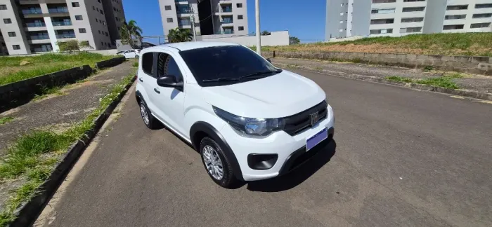 Fiat Mobi Like 1.0 Fire Flex 5P. 2023