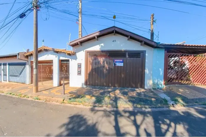 Casa 3 quartos com edícula à Venda no Jardim Nossa Senhora de Fátima - Próximo Hospital Un