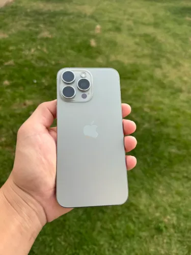 iPhone 15 Pro Max - 256GB