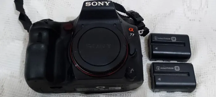 Máquina fotográfica digital Sony Alpha a77(corpo)