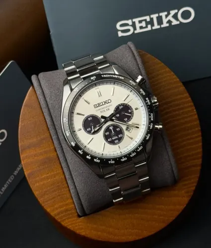 Seiko Solar Panda