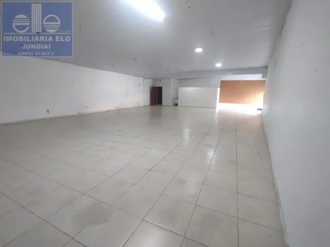 SALÃO COMERCIAL COMERCIAL em Várzea Paulista - São Paulo, Centro