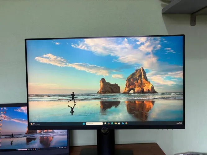 Vende-se monitor Dell 27 polegadas modelo P2719H