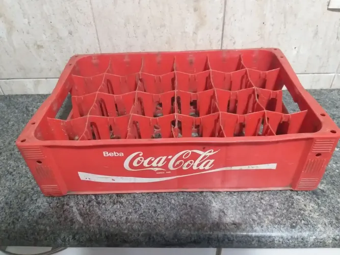 Caixas plásticas refrigerantes